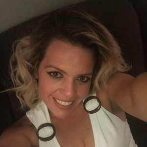 Meet your Posher, Yissa